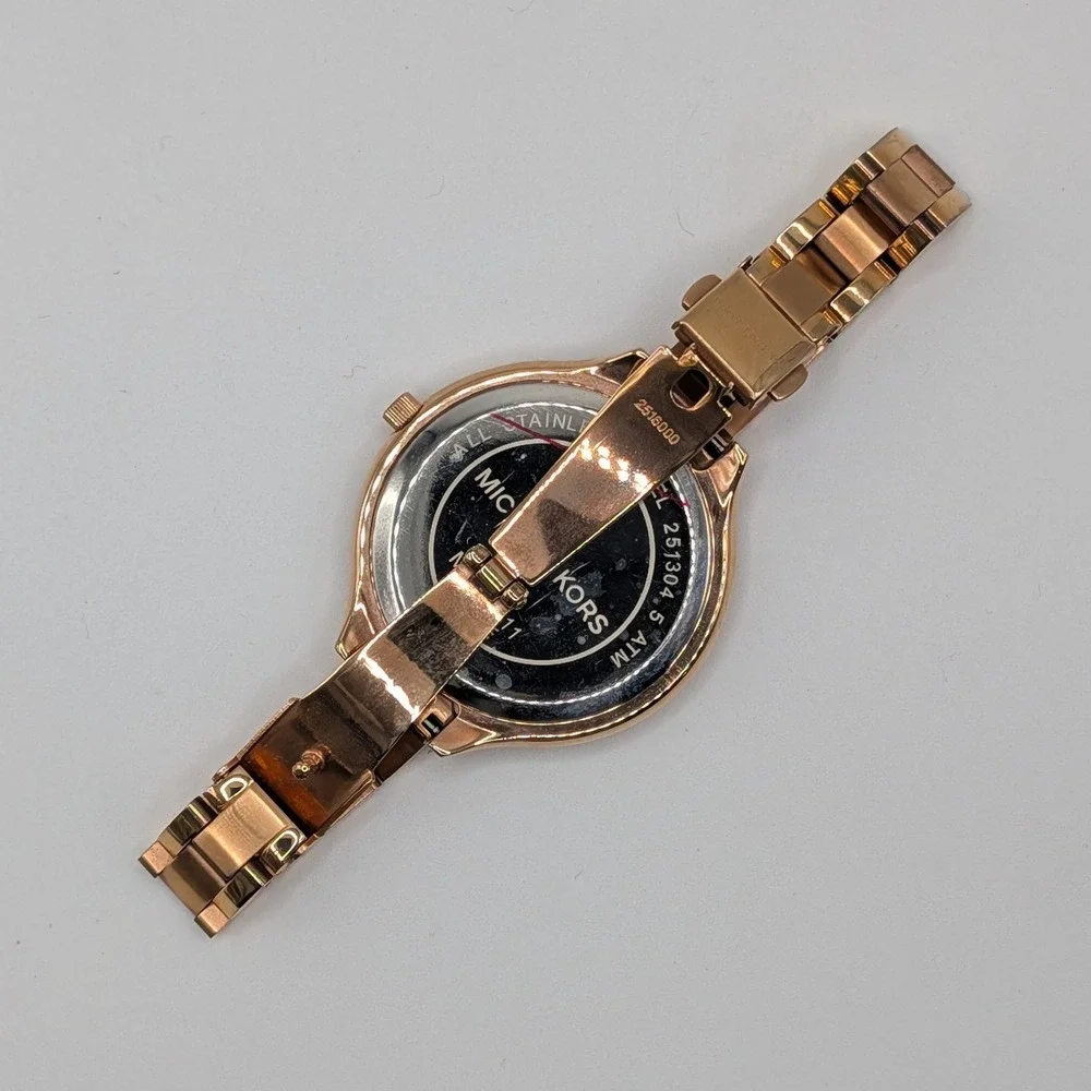 Michael Kors MK-3211 Slim Runway Watch Women Rose Gold Stainless Steel Links Box